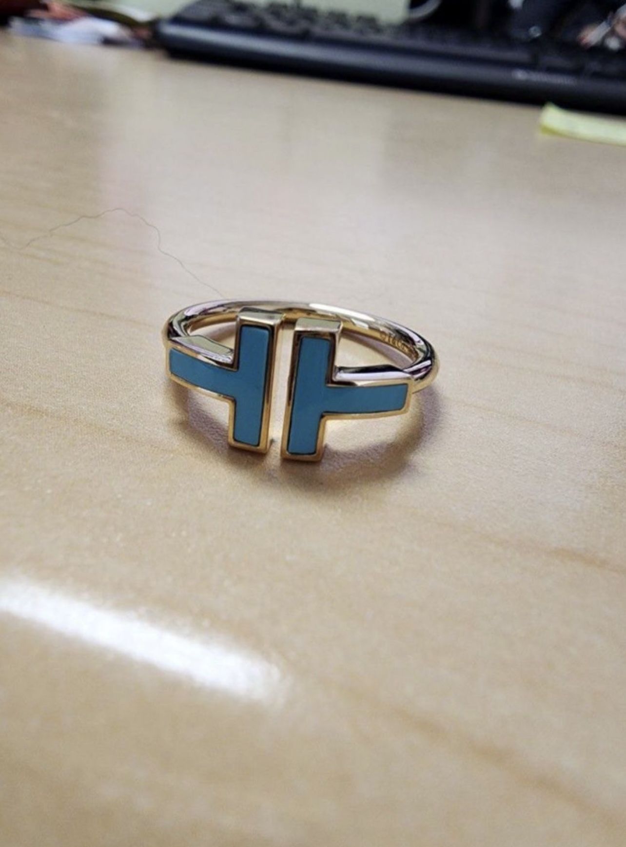Tiffany T BLUE Turquoise RING 7 1/2 Gold 18k