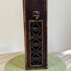Rustic Wine Bottle Case
