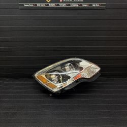 2007 - 2012 GMC Acadia Headlight Right Passenger NEW