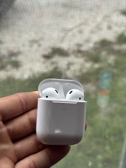 AirPods