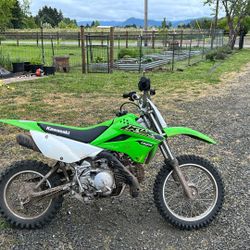 110 R Kawasaki dirtbike