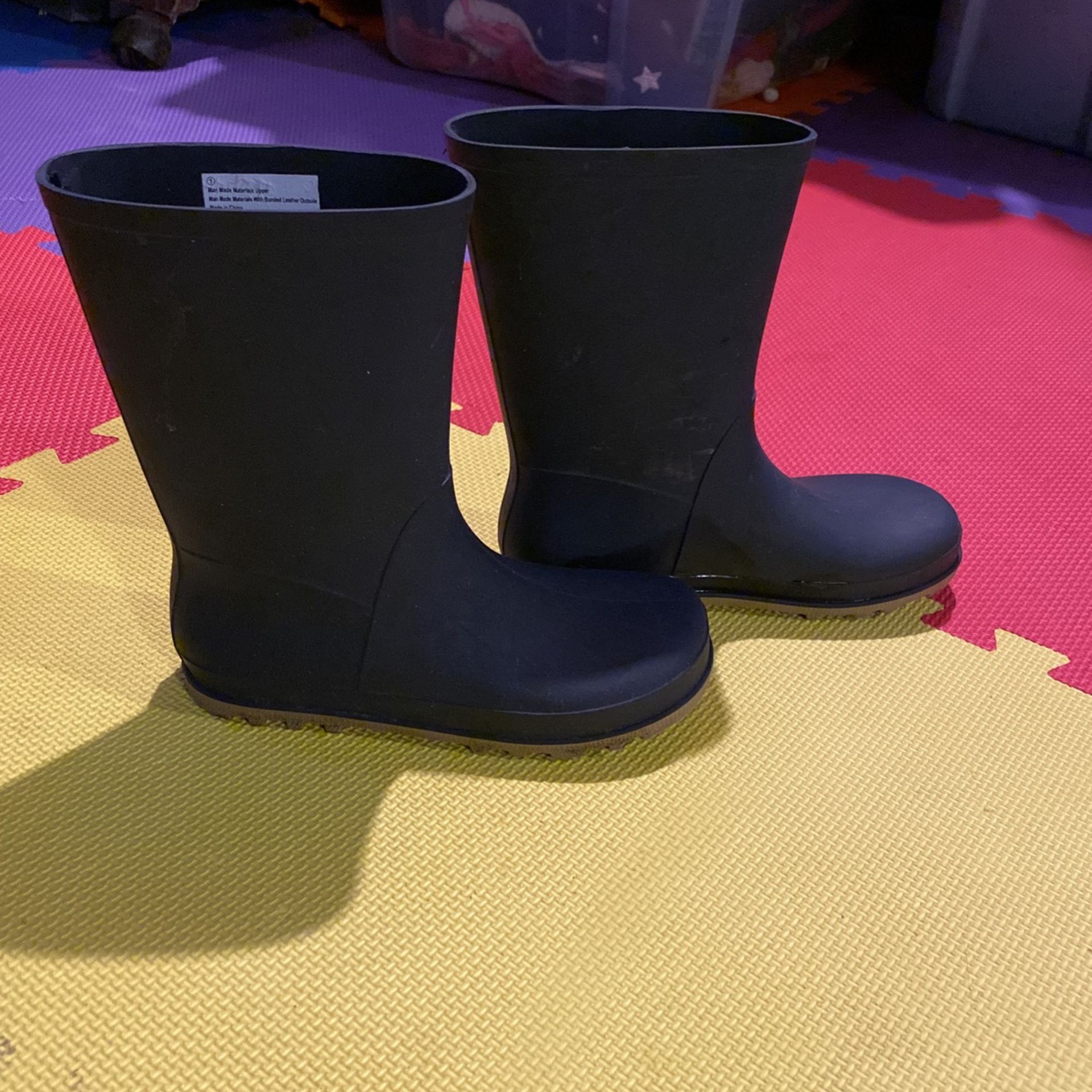 Rain Boots Size 1 Kids