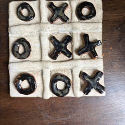 Tic-tac-toe Board