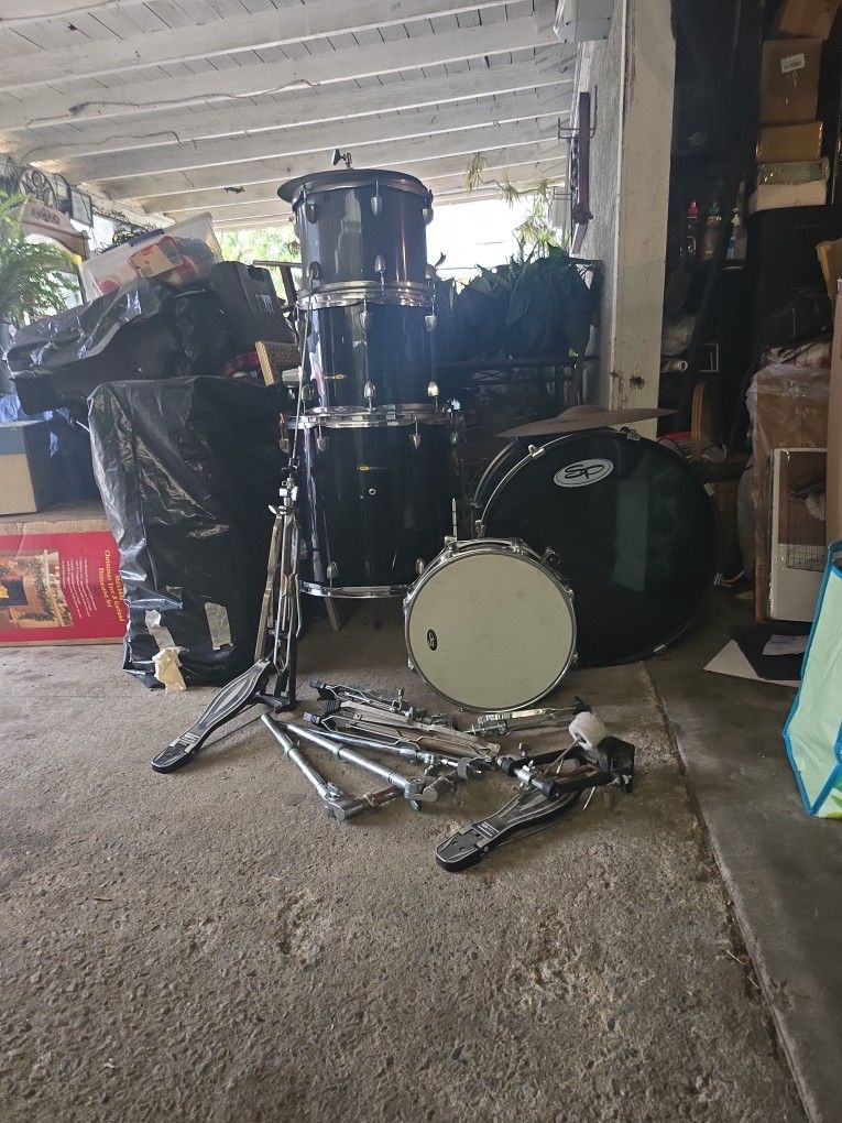 SP Drum Set