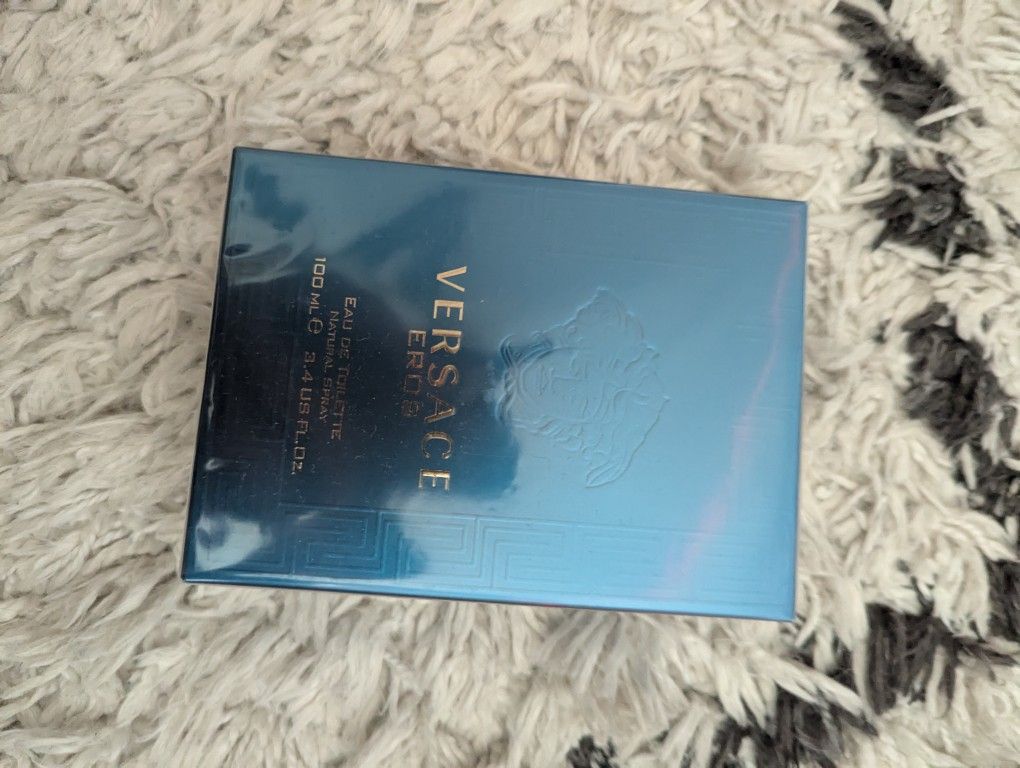 Versace Cologne