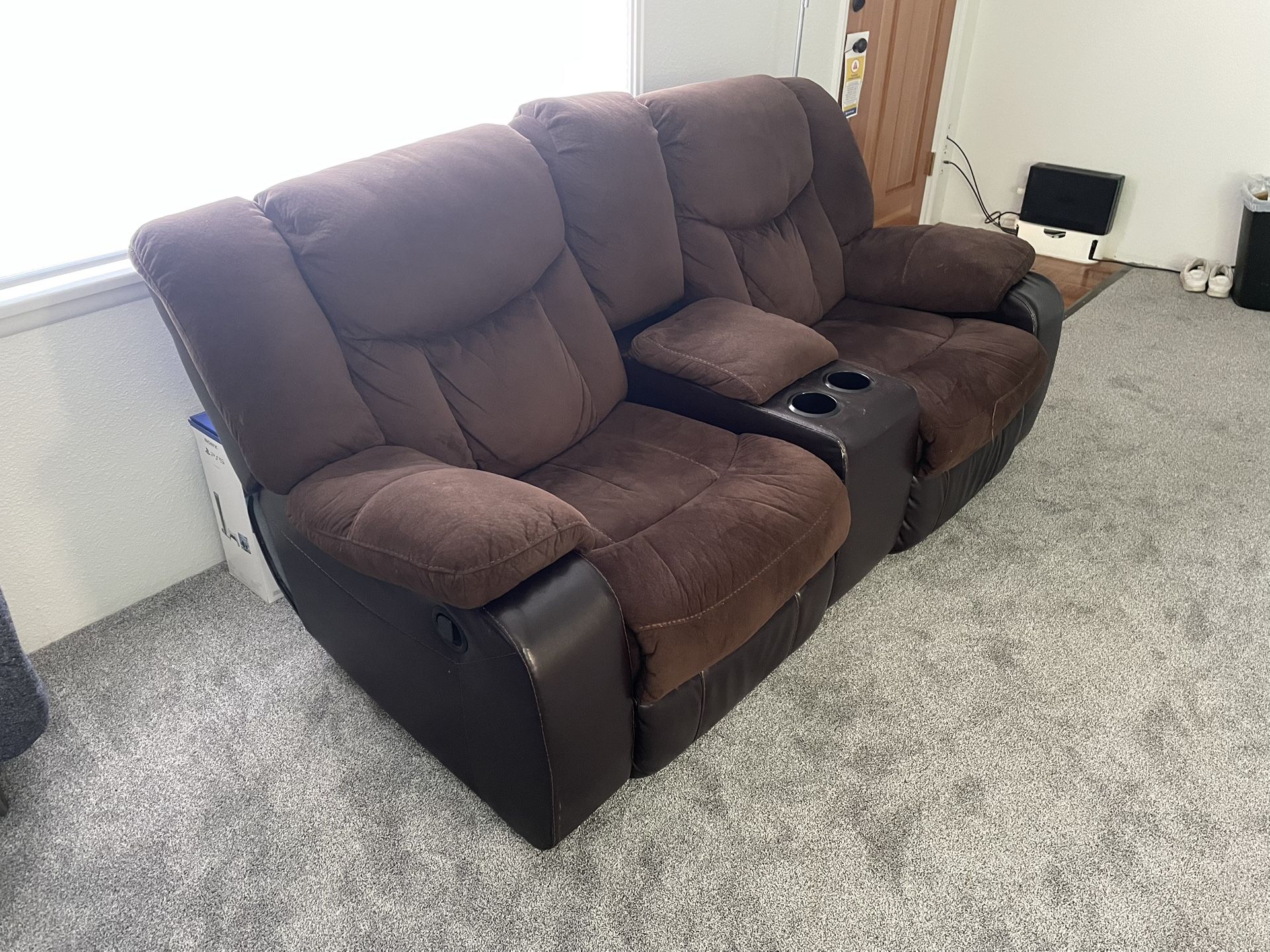 2 Seat Recliner Couch With Cup Holders And Center Storage