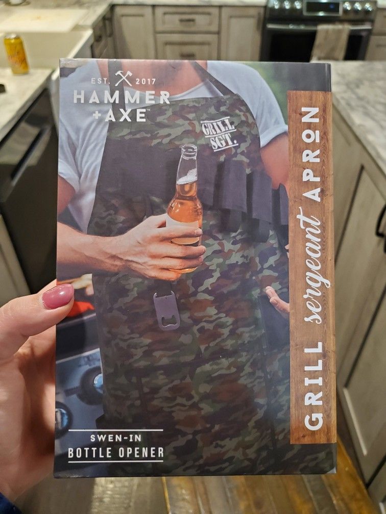 Camo BBQ Apron - New In Box