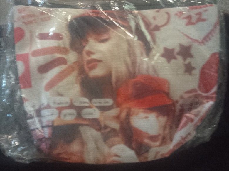 TAYLOR SWIFT MAKE-UP BAG