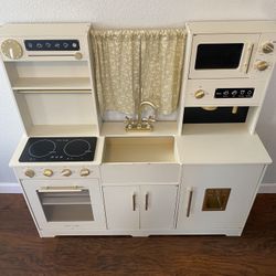 Tiny land Play Kitchen 
