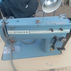 Singer Sewing Machine