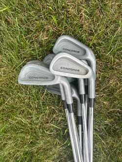 Northwestern Concorde Golf Club Set