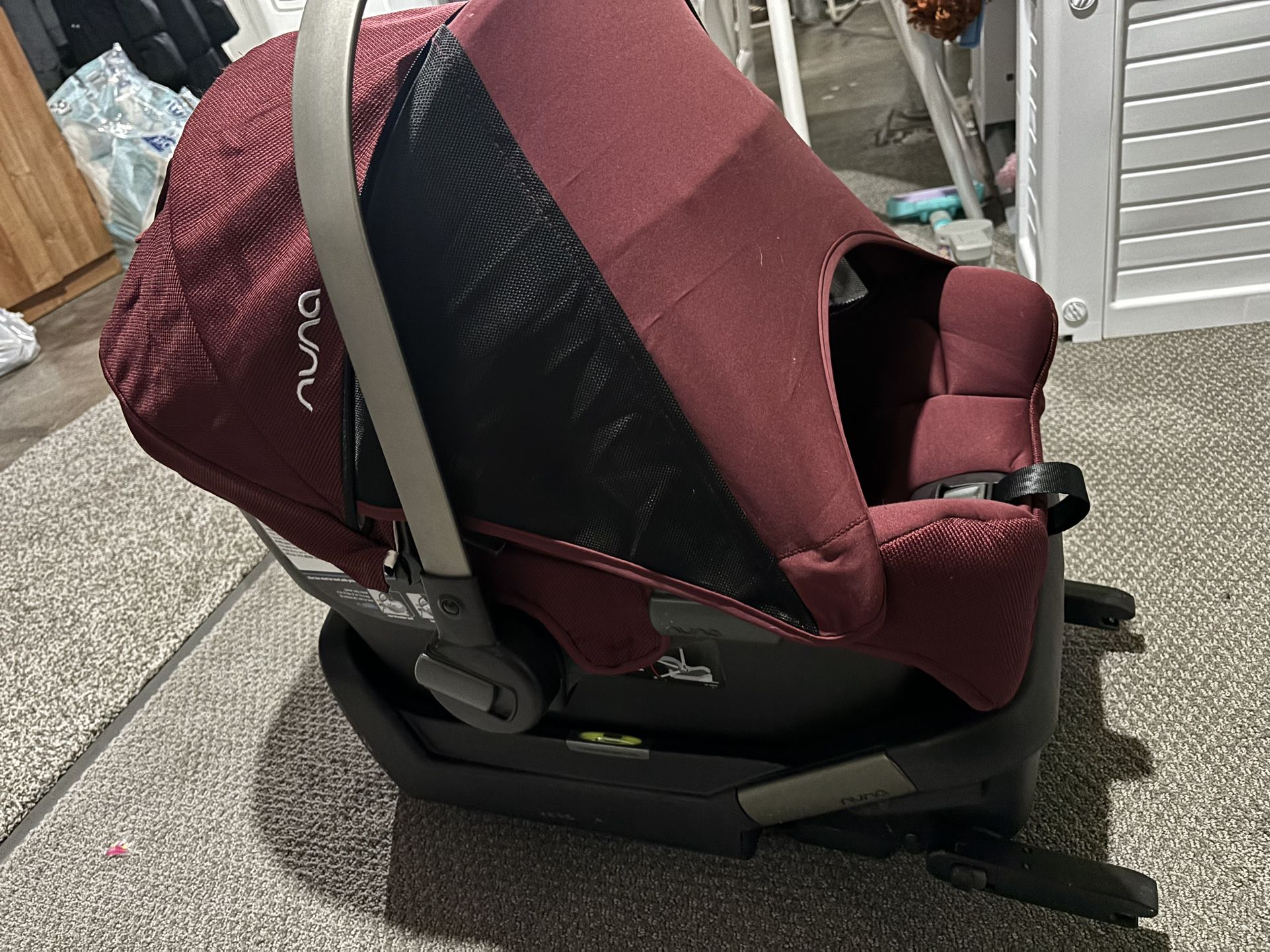 Nuna Infant Car Seat 