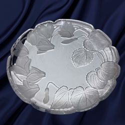FIFTH AVENUE LARGE ROUND CRYSTAL PLATTER