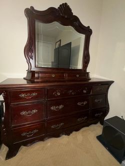 Luxury 5 piece bedroom set,