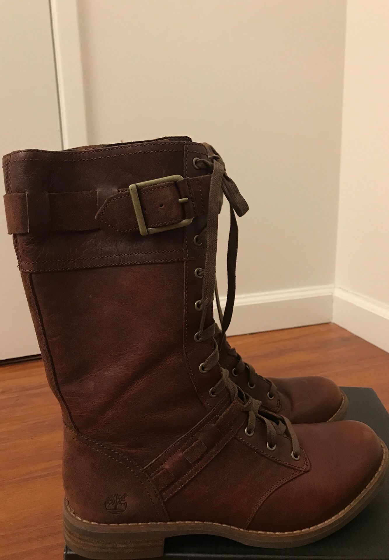 Timberland women’s Boots US 7.5