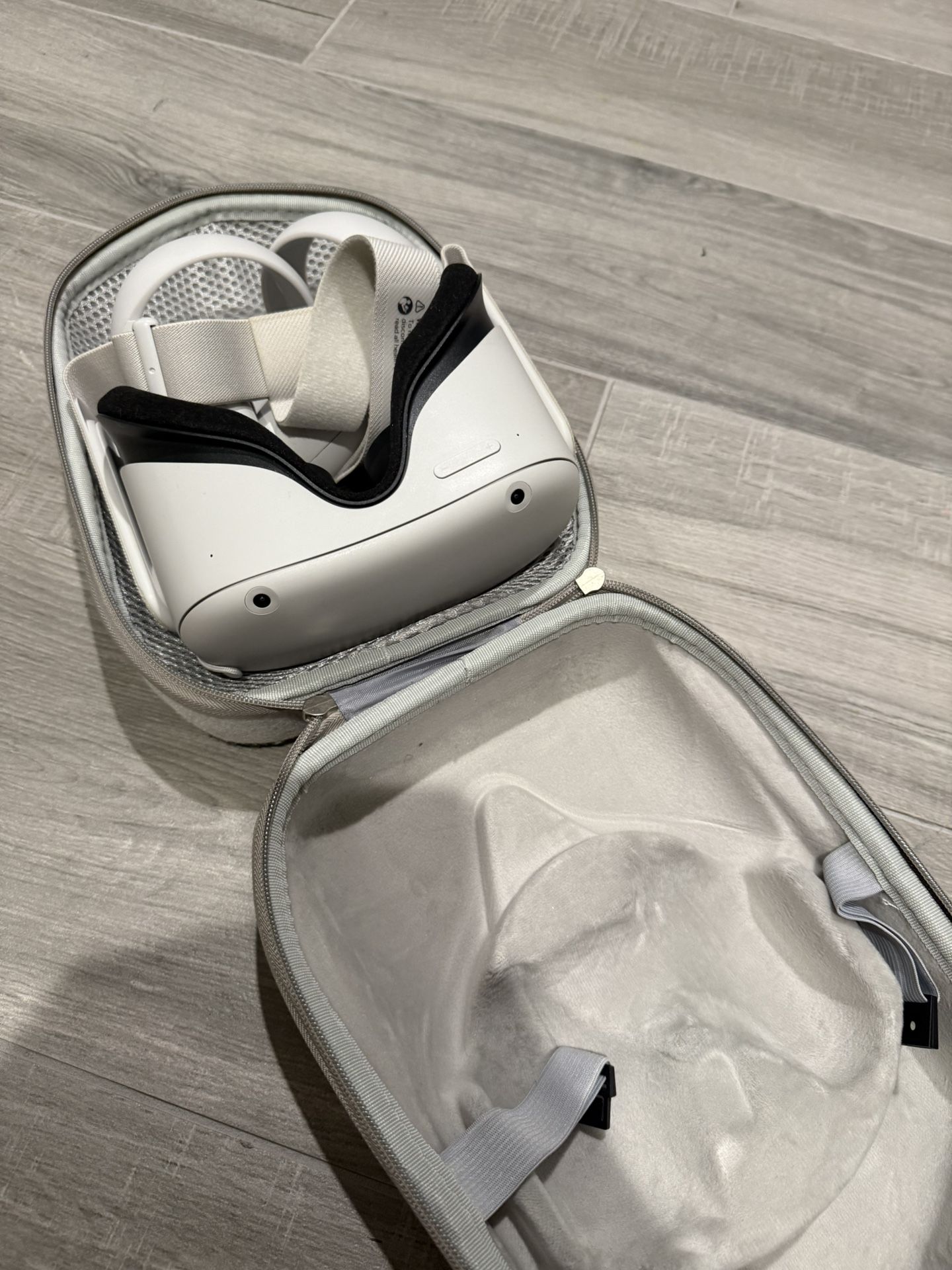 Meta Quest 2 advanced all in one VR headset.