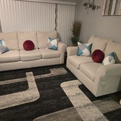 Sofa And Loveseat Great Condition Super Clean And Comfy 