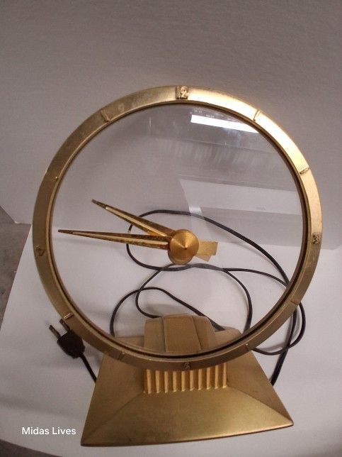 Jefferson "Golden Hour" electric mystery clock