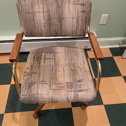 Office Chair with Wheels 