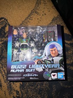 S.H figuarts buzz light year alpha suit