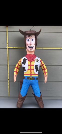 Woody piñata