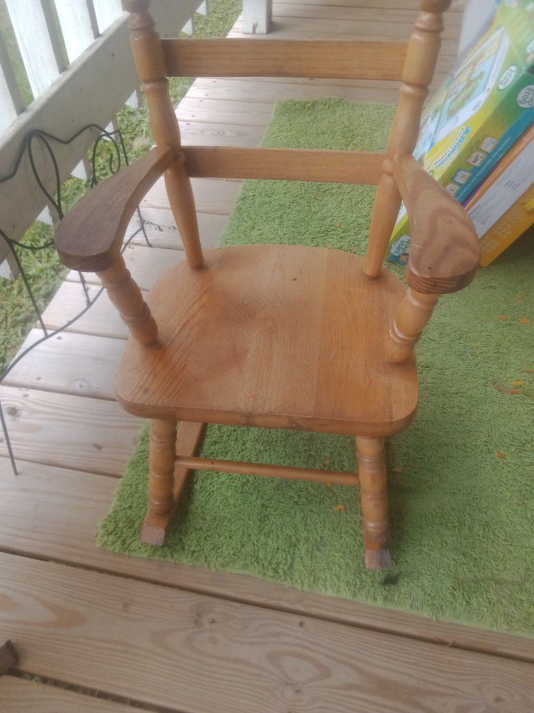 Child Sz Rocking Chair 