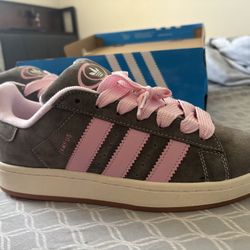 Brown/Pink Campus Adidas Shoe Size 9