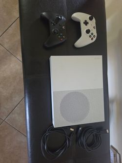 X BOX ONE-S