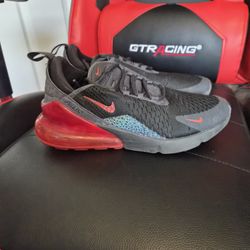 Nike Air Max 270