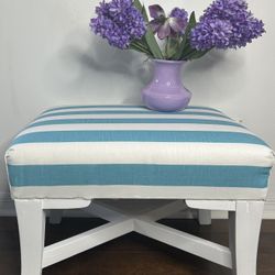 Stunning White And Turquoise Bench.., New Fabric, Fresh Painted.,, 