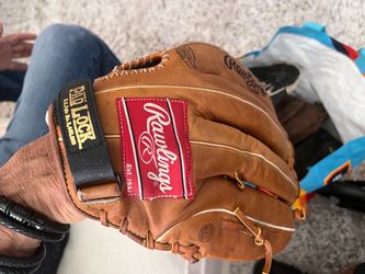 Rawlings Baseball or softball Glove