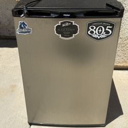 Haier Mini Fridge