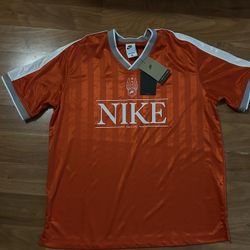 Nike Women’s V-neck Vintage Jersey Size Medium