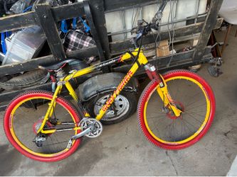 Gary Fisher X-Caliber mountain bike in good riding condition.