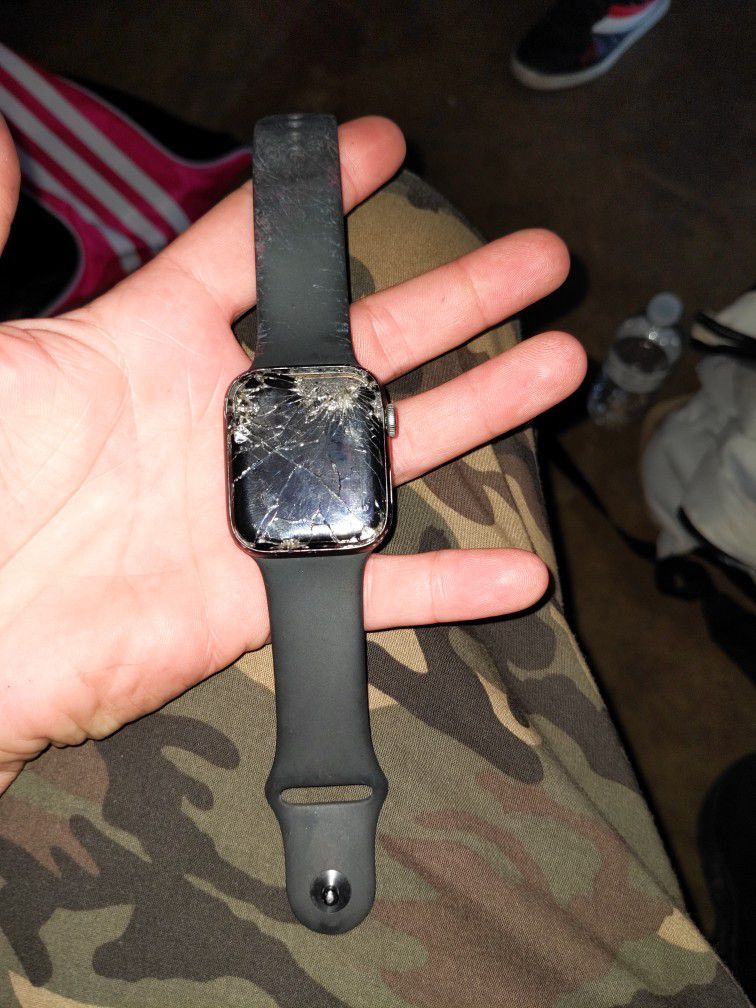 Apple Watch Series 4   44 MM