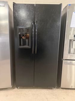 Black Side-by-Side Refrigerator with Ice and Water Dispenser