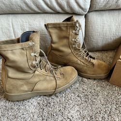 New McRae Army Temperate weather combat boot mens size 13R