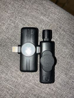 Dual wireless microphone set for iPhone