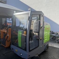 Electric Sweeper (NEW – 0 HOURS)