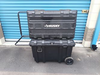 Husky job tool box