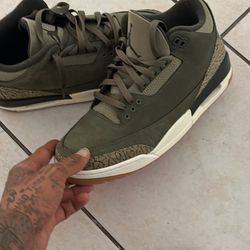 Medium olive 3s