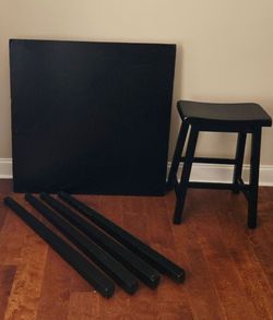 WOODEN TABLE WITH 1 SEAT