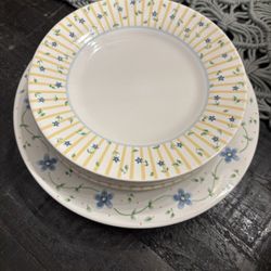Vintage 80s Floral Dinnerware Set