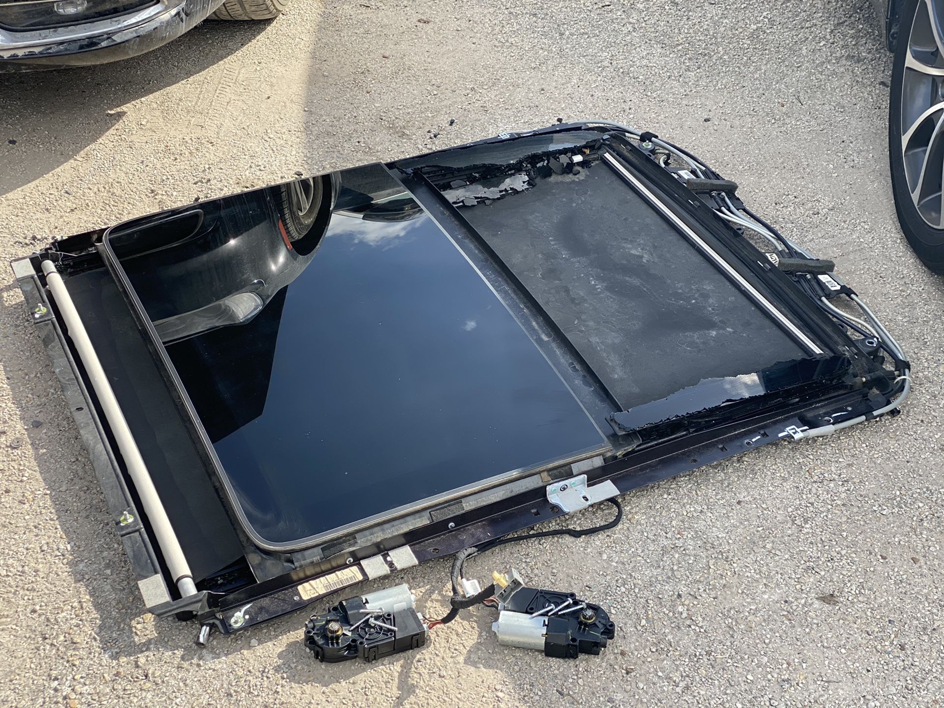 Sunroof for Crysler 300C