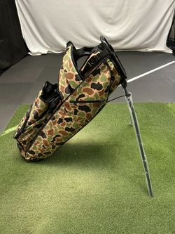 NEW TaylorMade FlexTech Lightweight Premium Golf Stand Bag 3-Way Camo