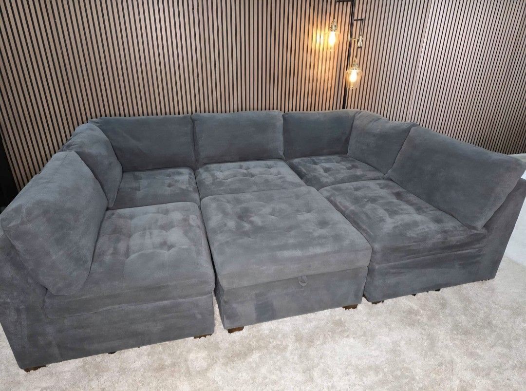 Thomasville Tisdale Modular Sectional 6-piece Dark Gray with Storage Ottoman Veriety Configeration