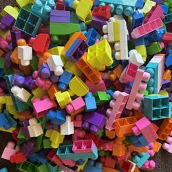 460 Piece mega blocks