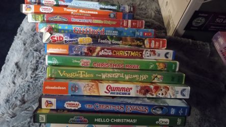 11 variety kids dvds like new