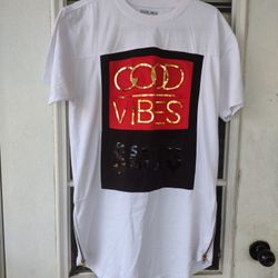 Designer Good Vibes Self Made T-Shirt Size Large by Bleecker & Mercer