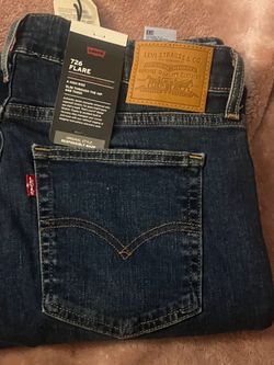 NEW Levi’s 726 High Rise Flare Jeans – Women’s – Dark Wash – NWT